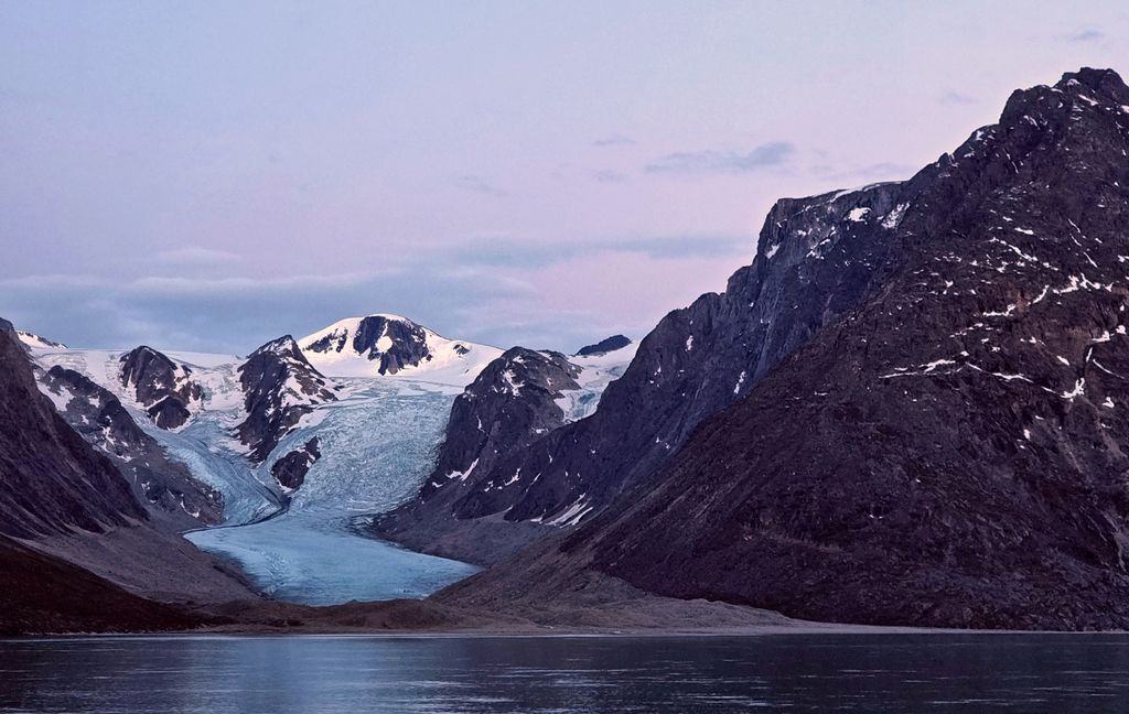 Ein Gletscher im Kangerlussuaq-Fjord