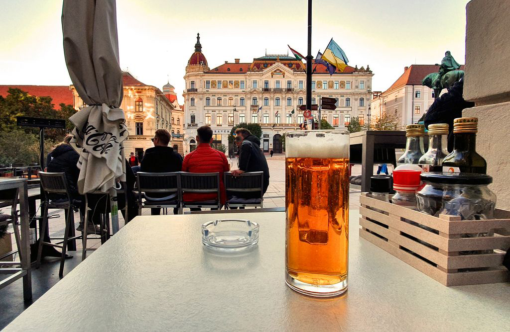 Ein Bier in Pécs