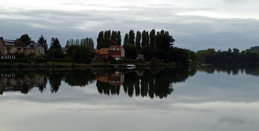 Spiegelungen in der Seine (Handybild)