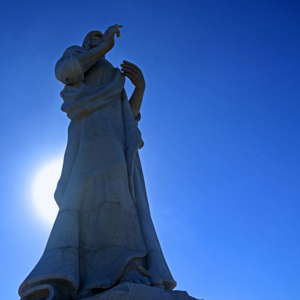 Die Statue El Cristo De La Habana in Havanna