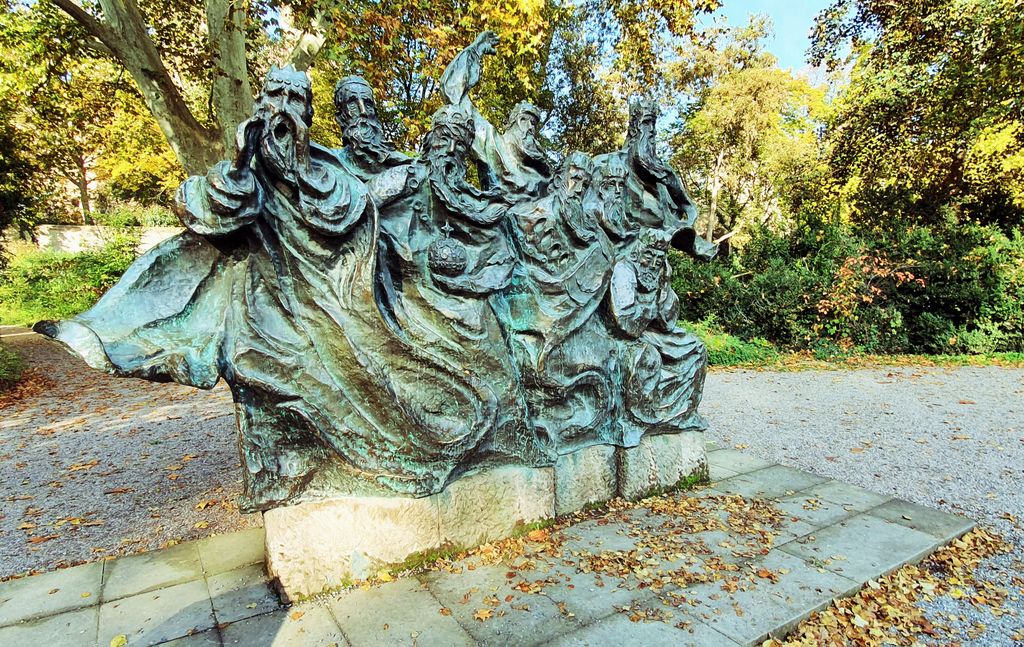 Die „Fährmann hol über“ Statue in Speyer
