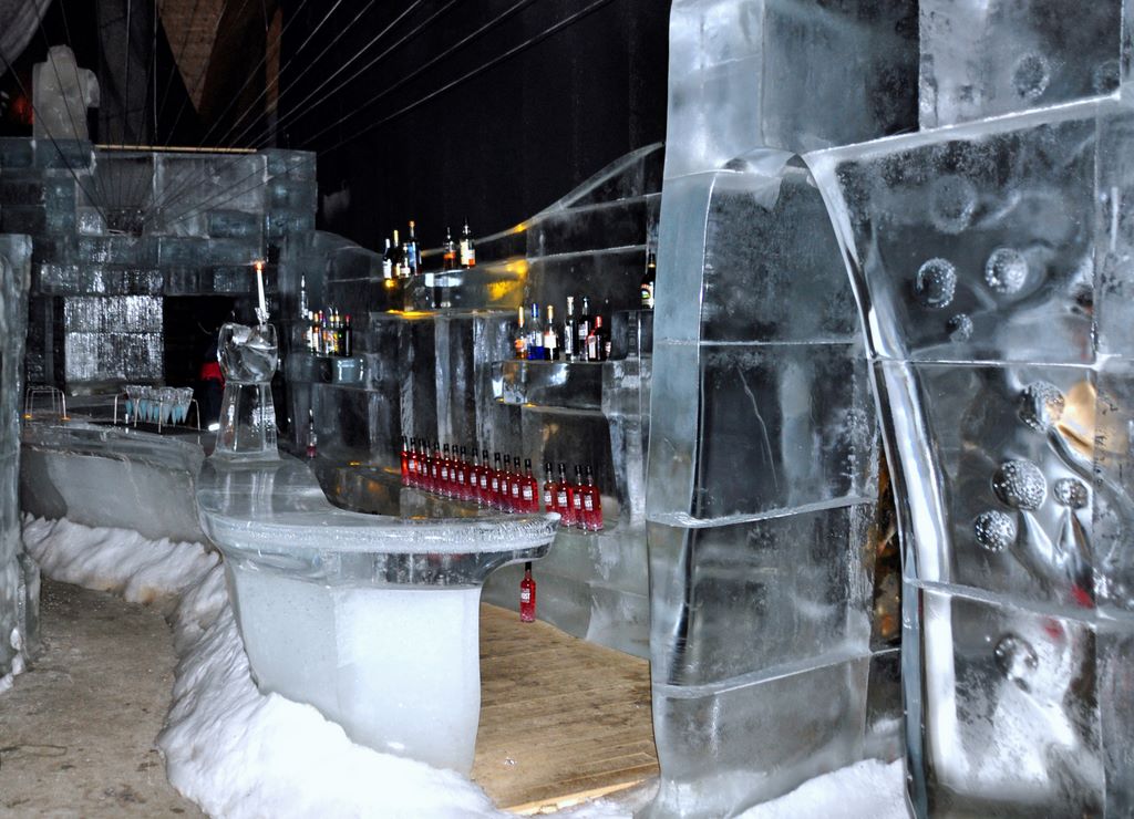 In der Magic Ice Bar von Svolvær