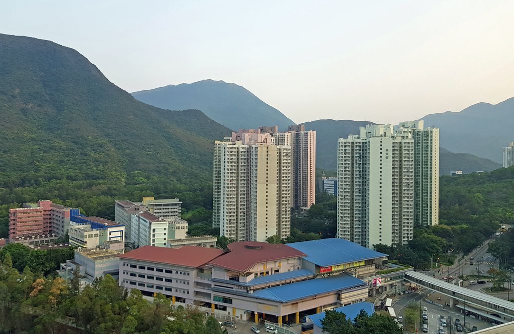 Blick vom Novotel Citygate Hotel in Hongkong