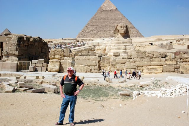 Die Pyramiden von Gizeh mit der Sphinx und Zinni