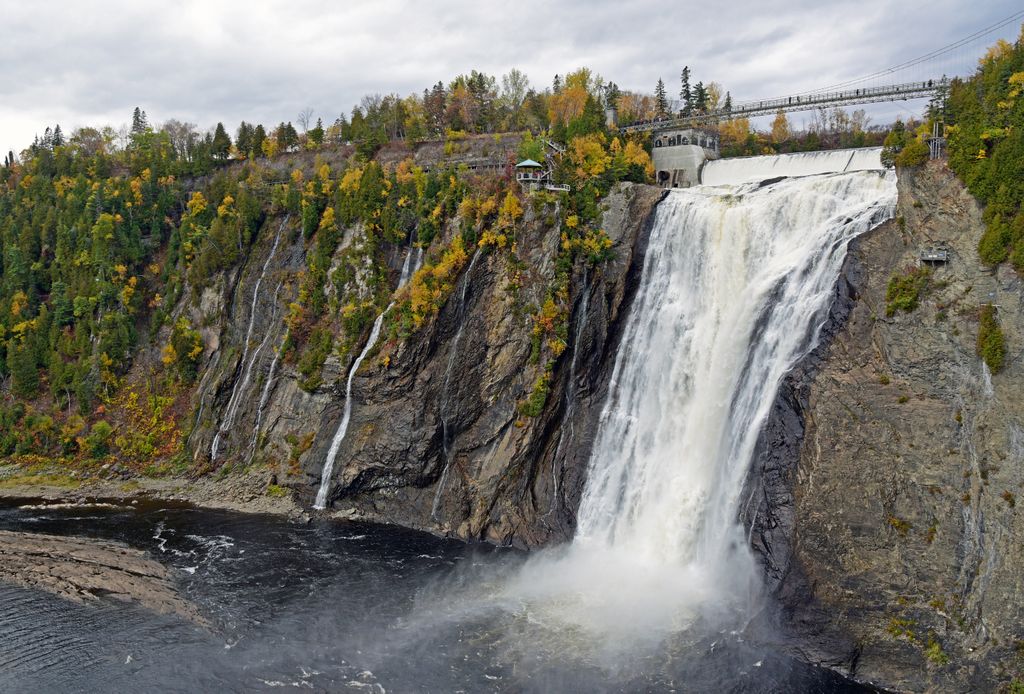 Der Montmorency Wasserfall in der Nähe von Québec