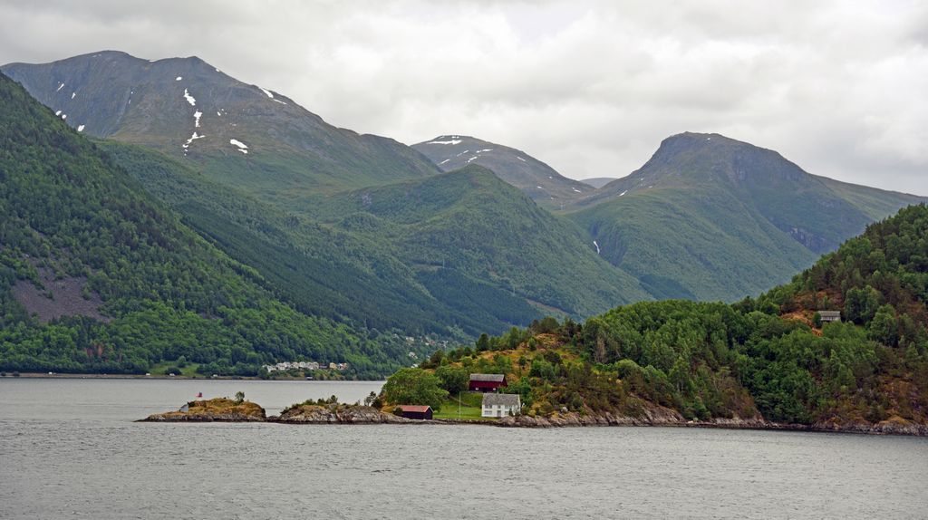 Fahrt durch den Geiranger-Fjord, Norwegen