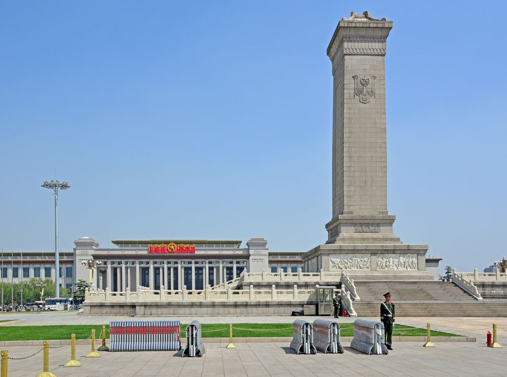Denkmal fuer die Helden des Volkes in Peking