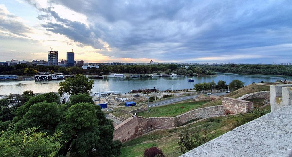 Blick von der Burg auf Belgrad und die Donau