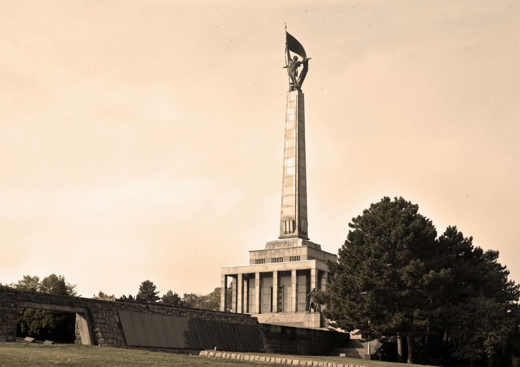 Das Kriegsdenkmal Slavín in Bratislava