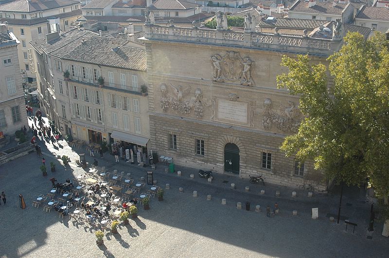 Platz in Avignon