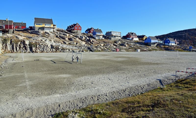 Der Fußballplatz von Ilulissat