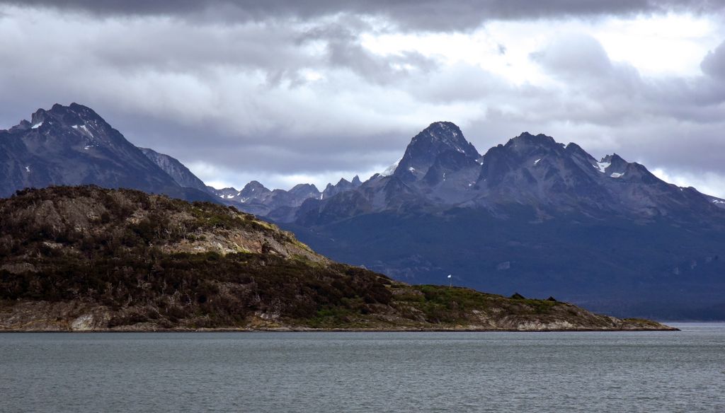 Blick auf Berge im Nationalpark Tierra del Fuego