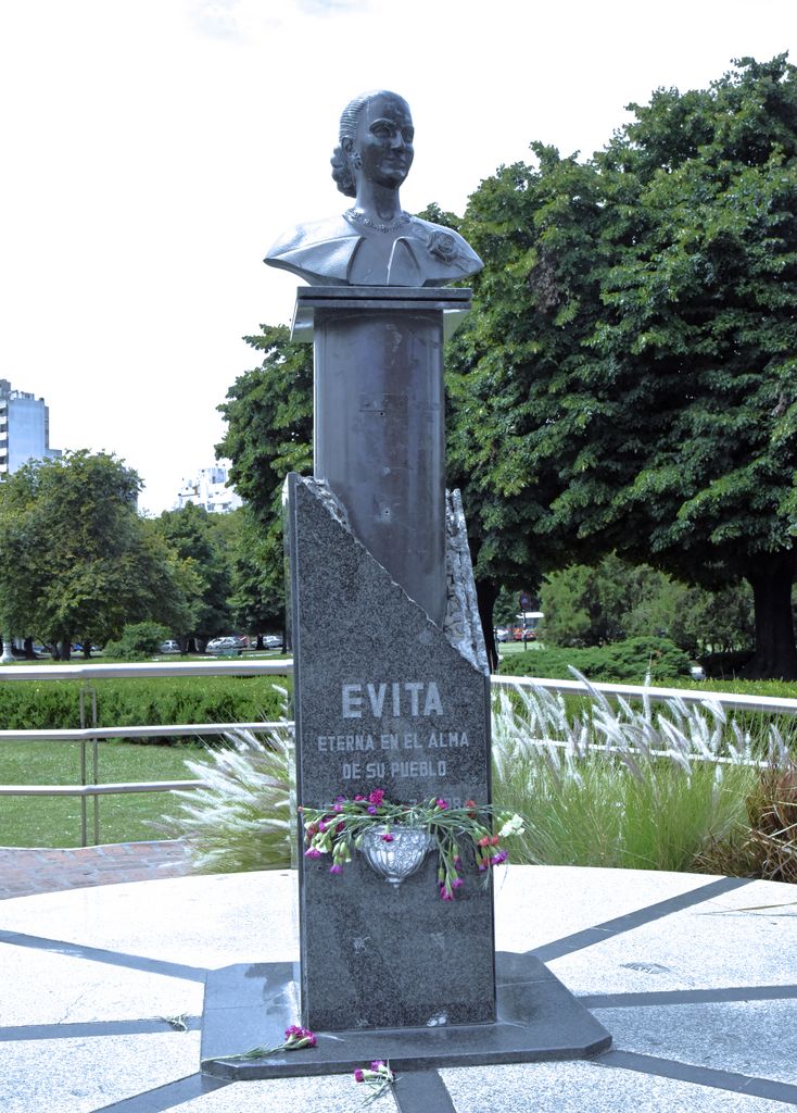 Statue gewidmet für Eva Perón in La Plata