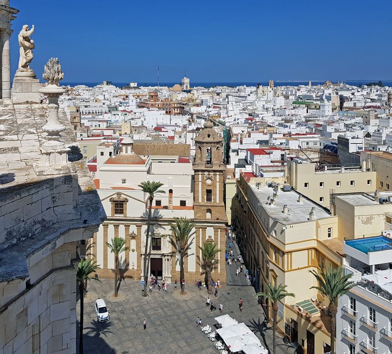 Blick auf Cádiz von der Kathedrale
