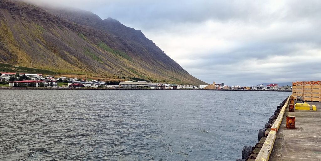 Der Hafen von Ísafjörður