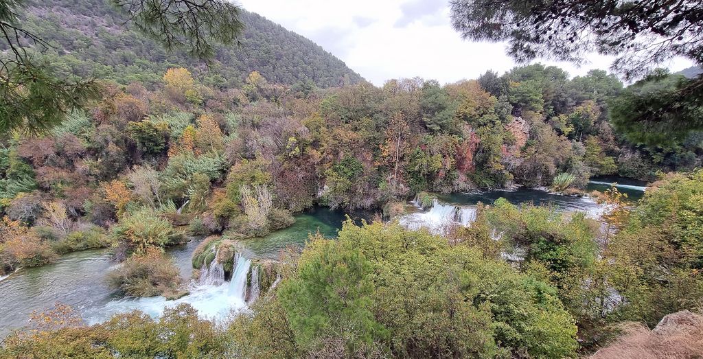 Blick auf die Krka-Wasserfälle in Kroatien