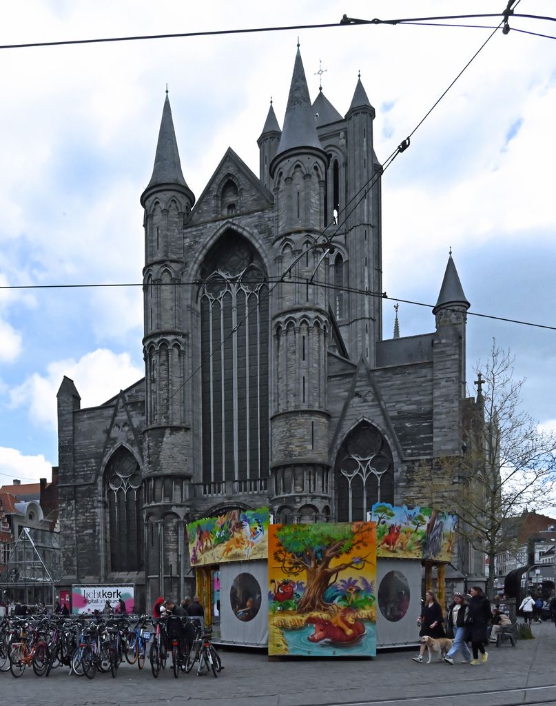 Die Saint Nicholas Kirche in Gent / Belgien