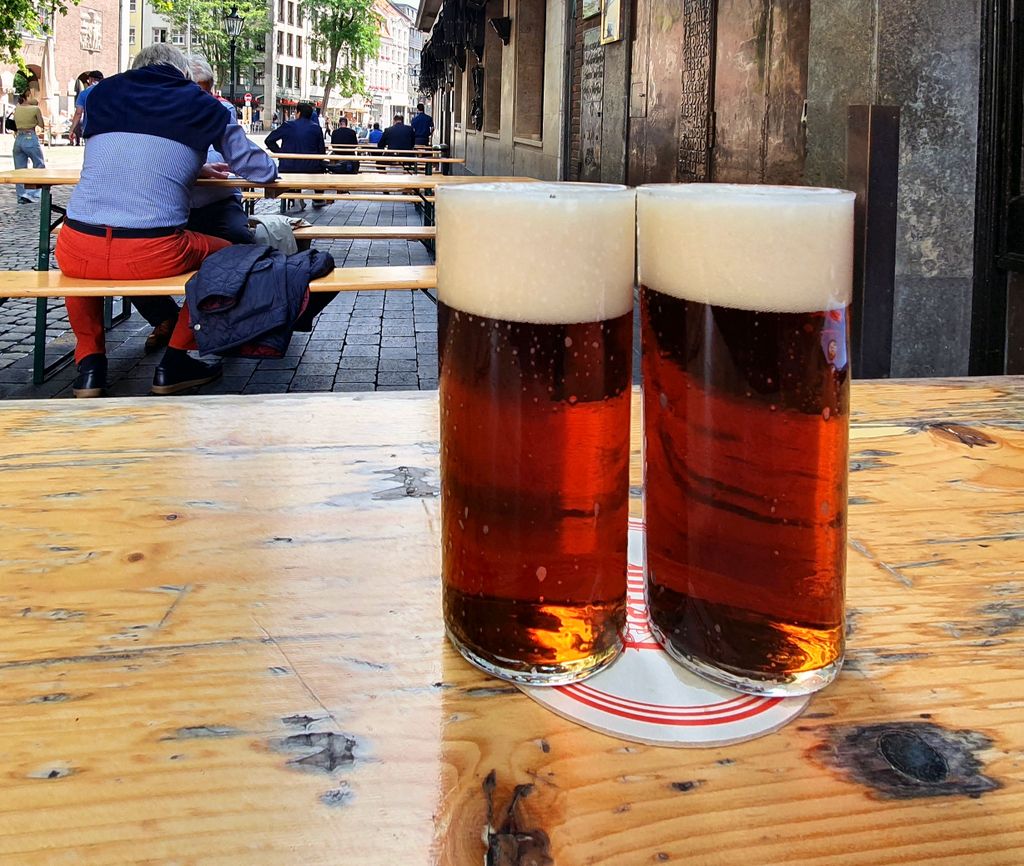 Alt-Bier im Uerige in Düsseldorf
