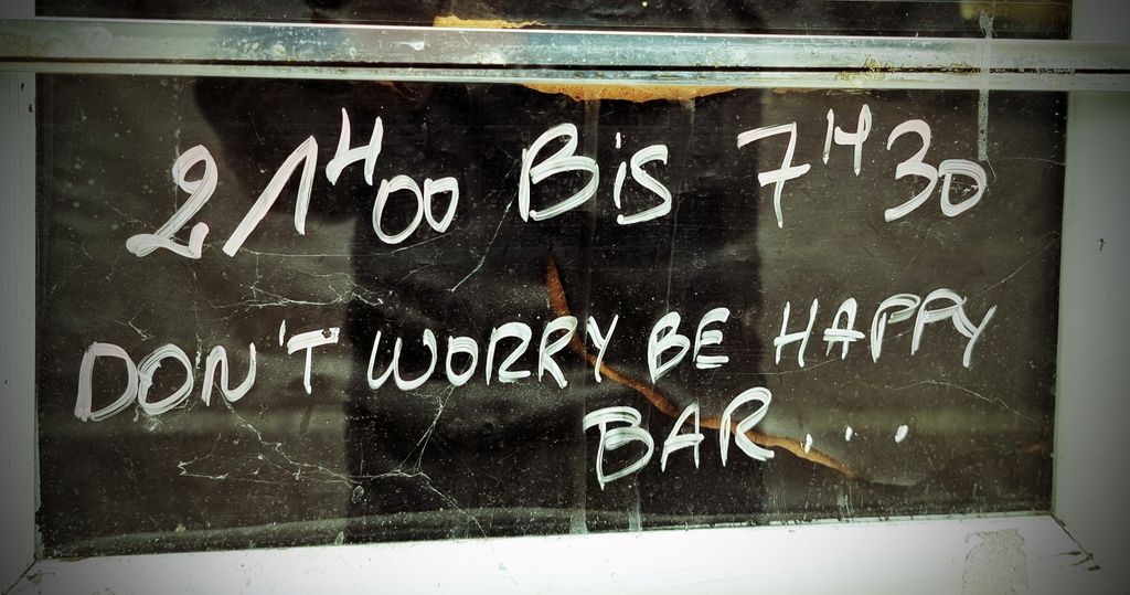 Die 'Don't worry be happy' Bar in Basel
