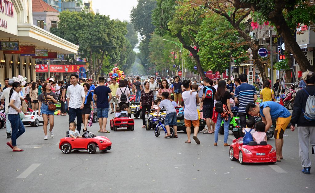 Kinderfreude in Hanoi